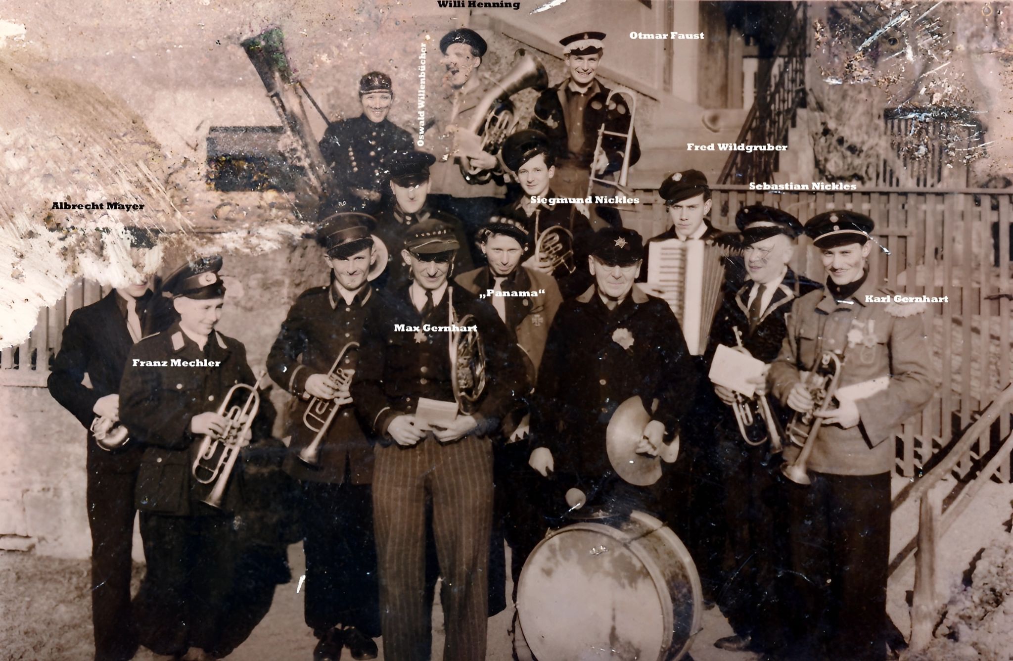 Die "Musikkapelle" beim Faschingsumzug zu Beginn der 1950er Jahre